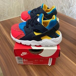 Nike boy’s shoes - Toddler 6C